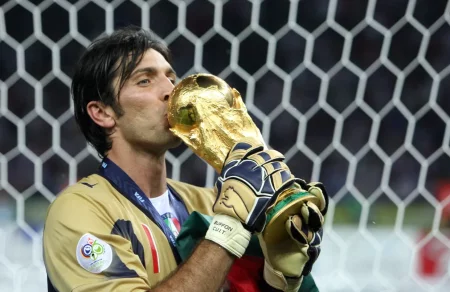 Gianluigi Buffon ujawnia, że ​​„dyplom” jest jego największym żalem, ale „nie ma znaczenia” w przypadku porażki w Lidze Mistrzów